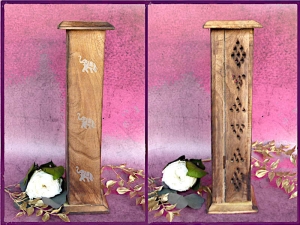 Räucherturm Holz mit Tür  zum Aufklappen